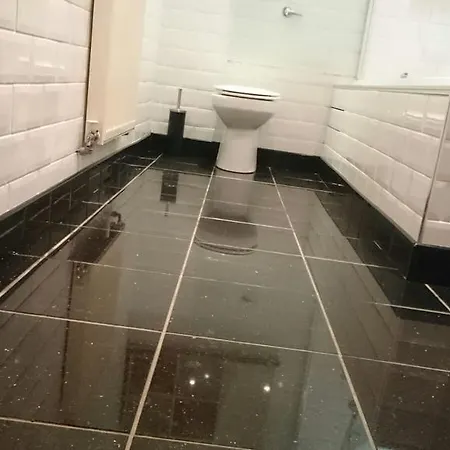 Quickspaces Alexandra Apartments Manchester Room photo